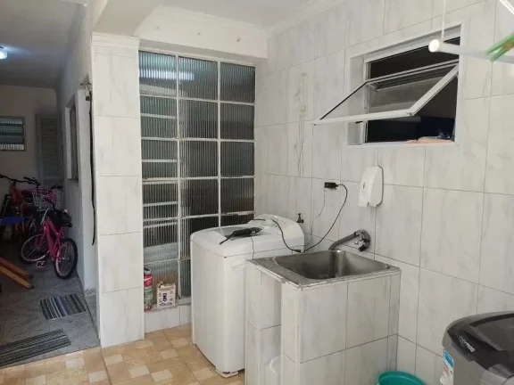Imagem Sobrado com 3 dormitórios à venda, 185 m² por R$ 588.000,00 - Cidade Edson - Suzano/SP