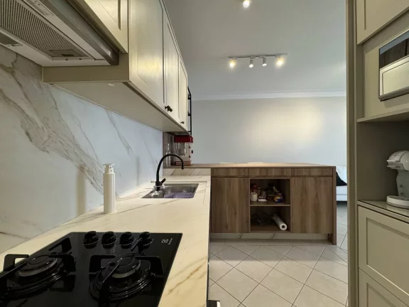 Imagem Apartamento Decorado com Sol da Manhã na Riviera à Venda