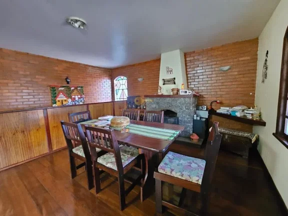 Imagem Casa para Venda em Teresópolis / RJ no bairro Barra do Imbuí