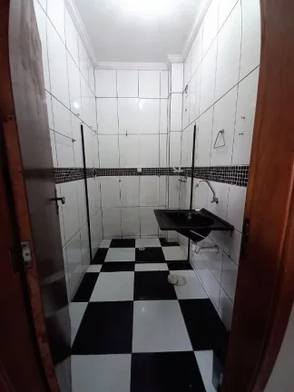 Imagem Casa Sobreposta Alta com 4 dormitórios à venda, 130 m² por R$ 250.000 - Vila Costa Muniz - Cubatão/SP