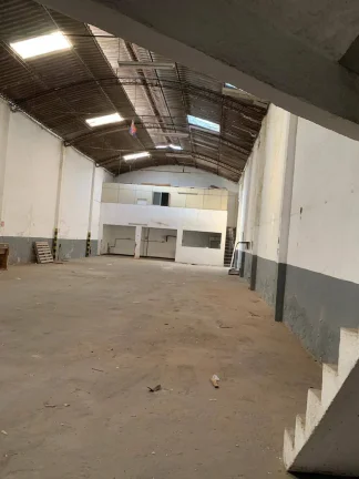 Imagem Vendo galpão em Ramos com 550m2 aceita financiamento bancário