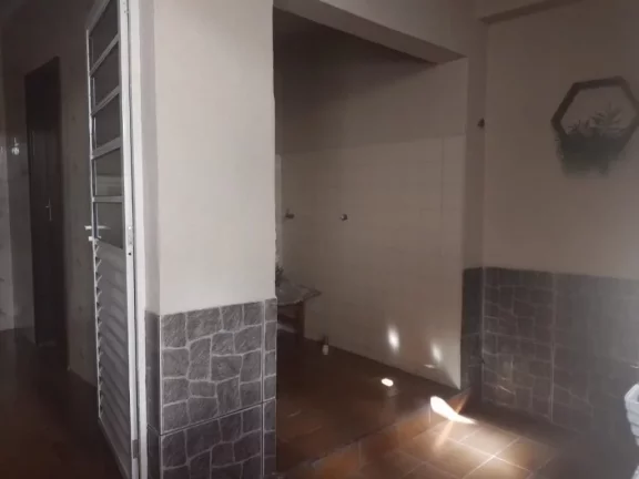 Imagem Casa com 4 dormitórios à venda, 236 m² por R$ 699.000,00 - Vila Amorim - Suzano/SP
