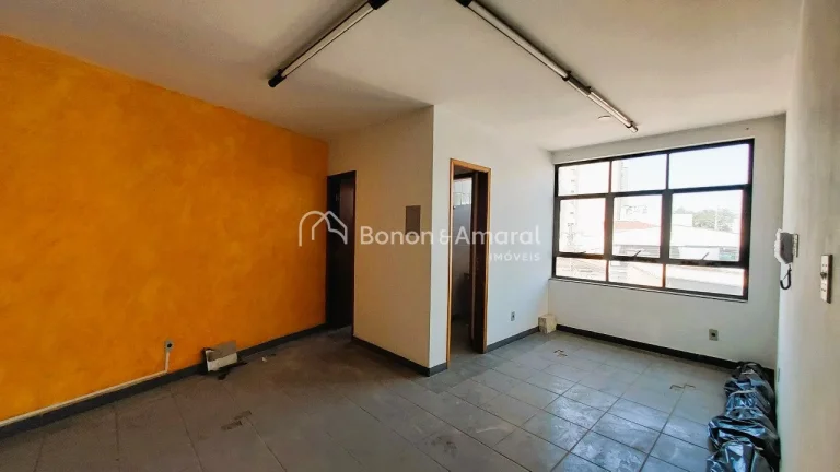 Imagem Excelente sala comercial no centro de Valinhos, disponível para venda ou locação.

Localizada no ...