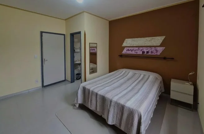 Imagem Casa para Venda em Atibaia, Jardim Das Cerejeiras, 3 dormitórios, 1 suíte, 2 banheiros, 2 vagas