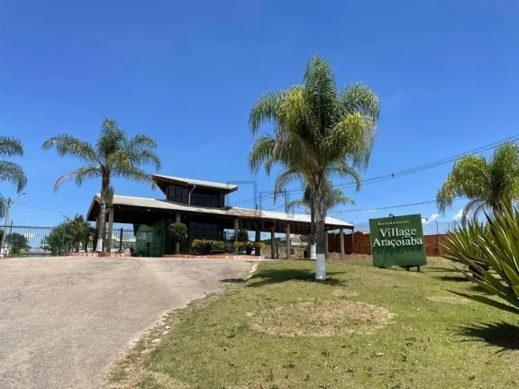Imagem Terreno à venda, 1104 m² por R$ 320.000,00 - Condomínio Village Araçoiaba - Araçoiaba da Serra/SP