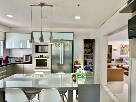 Imagem Casa 4 Suítes, sendo 1 térrea em terreno 1.001m2
