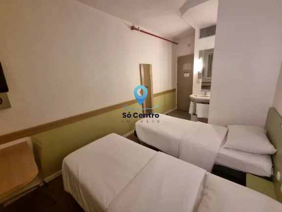 Imagem Kitnet à venda na Av Bias Fortes, número 780, em Lourdes, Belo Horizonte. Com 13.64m², 1 dormitó...