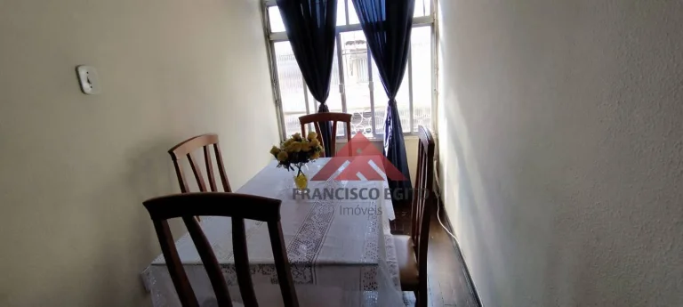 Imagem Apartamento no centro,proximo a todo comércio,forum supermercado Guanabara,próximo as barcas,e terminal rodoviário,imóvel amplo,um lance de escada,vaz