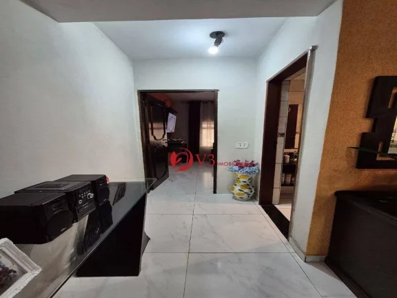 Imagem Sobrado a venda no Jardim Imperador 3 Dormitórios sendo 3 Suítes, 3 Vagas, 200 m