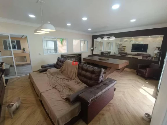 Imagem Sobrado à venda 2 Quartos, 2 Suites, 3 Vagas, Fundação, São Caetano do Sul - SP