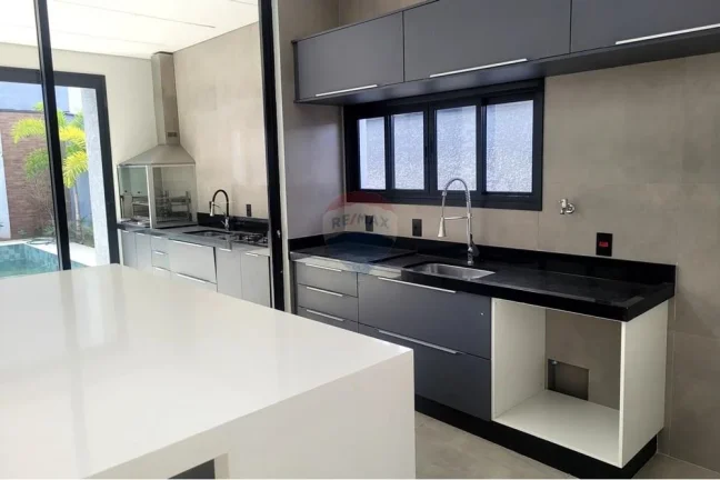 Imagem Casa Aluguel Aphaville 3 - Recém construida