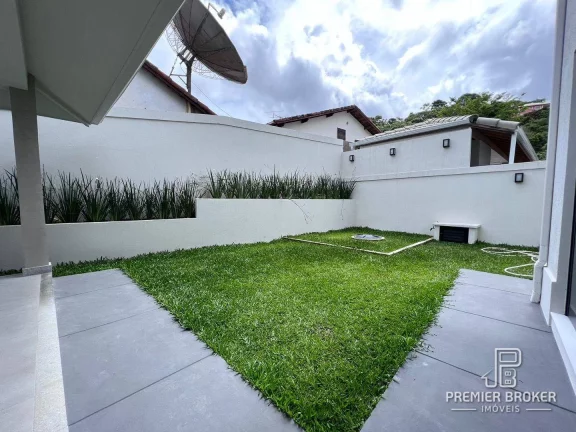 Imagem Casa à venda, 177 m² por R$ 1.600.000,00 - Albuquerque - Teresópolis/RJ