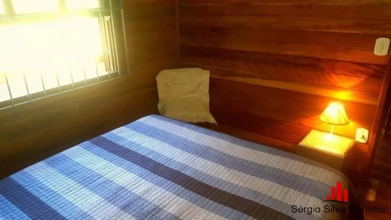 Imagem Casa para Venda com 03 quartos no Vale Encantado.