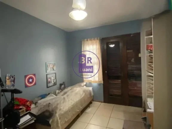 Imagem Linda e Espaçosa Casa situada no Jardim Higienópolis