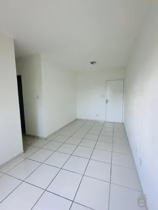 Imagem Apartamento à venda, Tabuleiro do Martins, próx Carajás, 55m2, 2/4, bom local.
