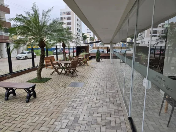 Imagem Apartamento em andar alto, MOBILIADO, com dois dormitórios na Pedra Branca!