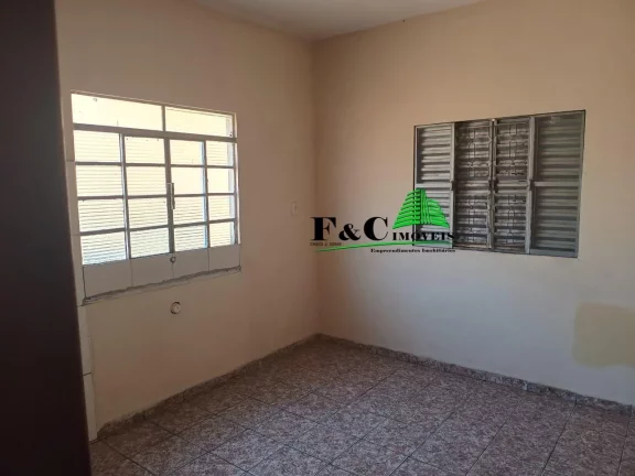 Imagem Casa / Sobrado para Venda em Limeira, Parque Hippolyto, 3 dormitórios, 2 banheiros, 3 vagas