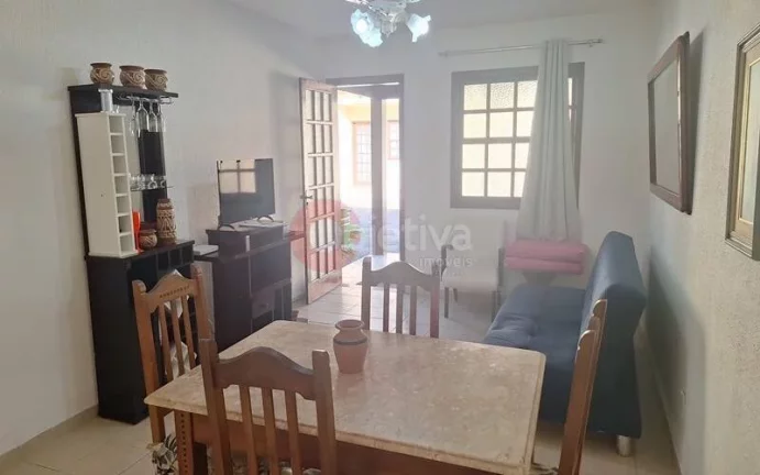 Imagem Excelente casa de condomínio de 2 quartos à Venda na Ogiva - Cabo Frio.