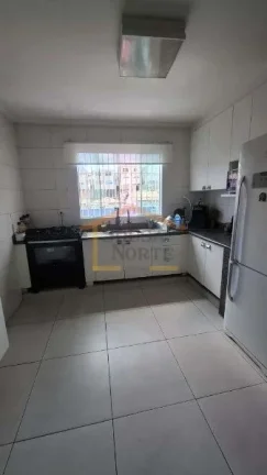 Imagem Sobrado com 195 m² de área construída em terreno de 125 m², distribuído em 4 andares. Possui 4 ...