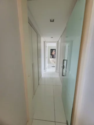 Imagem A 5ª Avenida Imóveis selecionou esse lindo Apartamento, no Morro do Gatto c/ 199,00 m², 4 suítes modificado p/ uma planta de 3 suítes c/ gabinete
