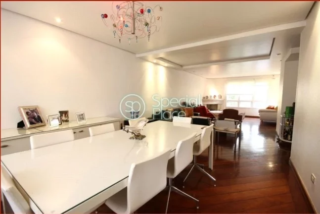 Imagem Casa de Condomínio no alto da boa vista com 4 dormitórios, sendo duas suítes, 4 vagas de garagem,...