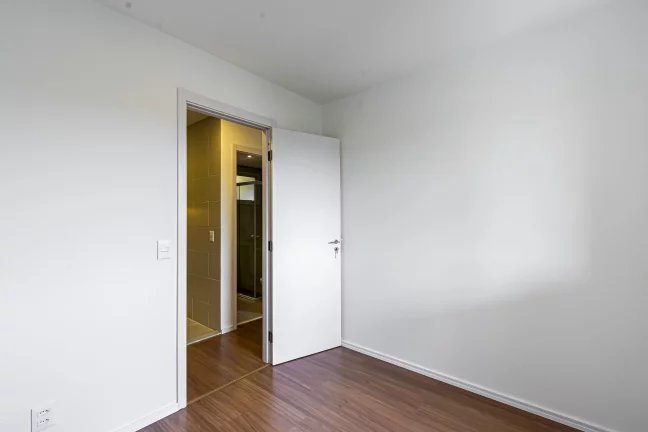 Imagem VENDO LINDO APTO DE 02 DORMITÓRIOS NO CONDOMÍNIO VILLA REAL!