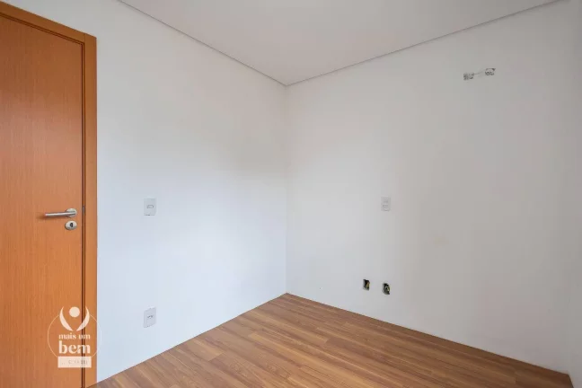 Imagem Sobrado com terraço, 3 quartos sendo 1 suíte, 2 vagas de garagem à venda por R$ 1.014.425,73 - Santa Cândida - Curitiba/PR