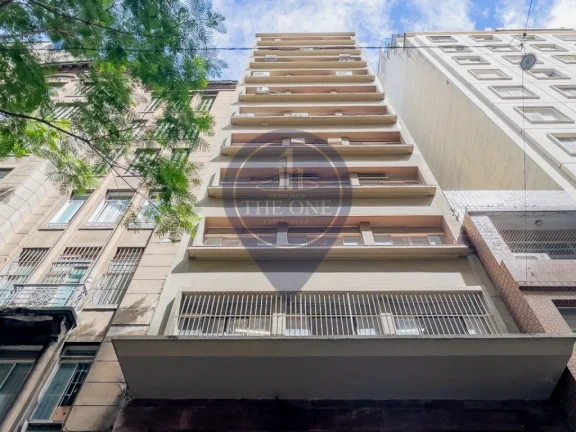 Imagem Conjunto Comercial à Venda no Centro de SP: 1 Sala, 1 Banheiro, 115m² de Área!