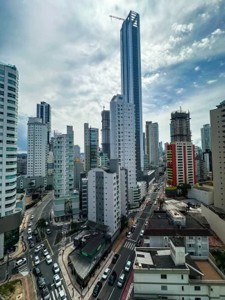 Imagem Apartamento alto padrão com 3 suítes e 4 vagas de garagem em - Balneário Camboriú/SC