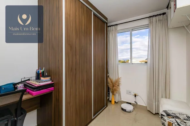 Imagem Apartamento com 2 quartos, sacada com churrasqueira e sacada na suíte à venda por R$ 589.000 - Novo Mundo - Curitiba/PR