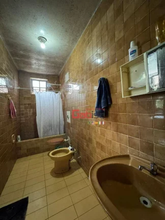 Imagem Casa com 3 dormitórios à venda, 89 m² por R$ 650.000,00 - Parque Burle - Cabo Frio/RJ