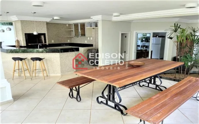 Imagem "Pronto para Morar" Casa de alto padrão à venda no Alphaville Campinas. Com um design moderno e bem iluminado