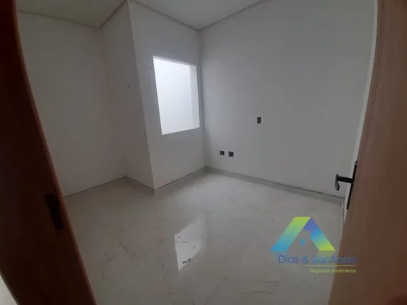 Imagem SANTO ANDRÉ Lindo sobrado novo, 190 metros, 3 dormitórios, 4 vagas com excelente localização e valor !!!