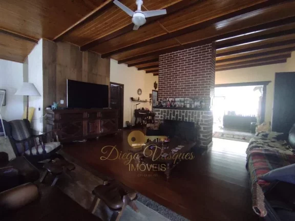 Imagem Casa para Venda em Teresópolis / RJ no bairro Iucas