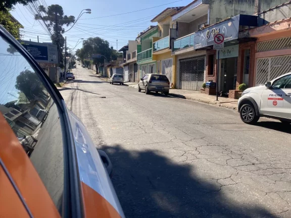 Imagem Sobrado com 1 dormitório para alugar, 40 m² por R$ 900,00/mês - Calmon Viana - Poá/SP