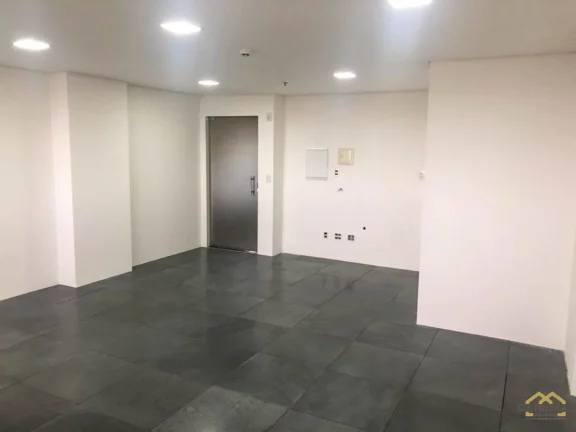 Imagem Sala comercial no The One - Avenida Jundiaí - ao lado da Anhanguera