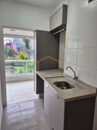 Imagem Apartamento, 70m², 2 dormitórios, sendo 1 suíte e mais 2 banheiros, sala ampla, varanda já com v...