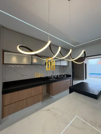 Imagem Casa com 3 quartos no Setor Três Marias, em terreno com 360m² com 192m² de área construída poss...