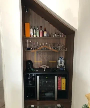 Imagem Sobrado 3 dormitórios, sendo 2 suítes, ar condicionado quente e frio, cozinha e salas planejadas, ...