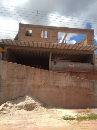 Imagem Casa em construção á venda em Campos do Jordão-SP