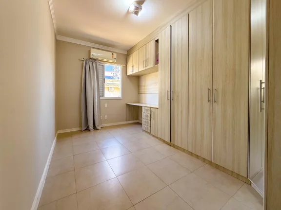 Imagem Casa moderna e reformada à venda no Condomínio Villa Campolin ? Parque Campolim, Sorocaba