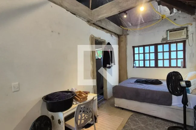 Imagem Casa à Venda - Vargem Pequena, 2 Quartos, 1000 m2