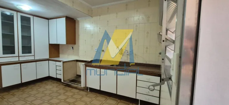 Imagem Sobrado à Venda - Amplo, Funcional e Bem Distribuído