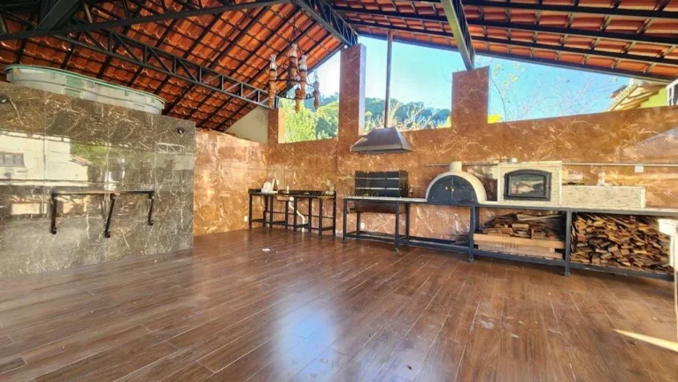 Imagem Casa em Condomínio para Venda em Teresópolis / RJ no bairro Prata