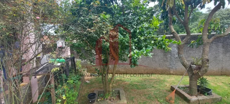 Imagem Casa Comercial à Venda em Franco da Rocha - Jardim Luiza: 1 Quarto, 1 Sala, 5 Vagas de Garagem e 180m² de Área.