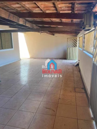 Imagem Casa com 3 dormitórios à venda por R$ 200.000,00 - Setor Dona Marolina - Itumbiara/GO