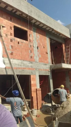 Imagem Sobrado para Venda em São José dos Pinhais, Costeira, 3 dormitórios, 1 suíte, 3 banheiros, 2 vagas