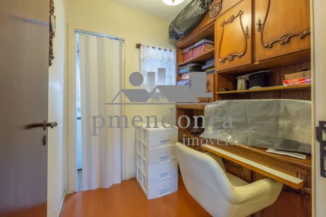 Imagem Apartamento na Vila Madalena com 3 quartos ( 1 suíte ) e 2 vagas, 102m²