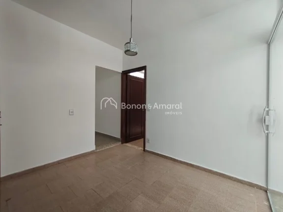 Imagem Casa comercial para locação no Parque Taquaral, Campinas - Casa térrea, 

Recém reformada e adap...