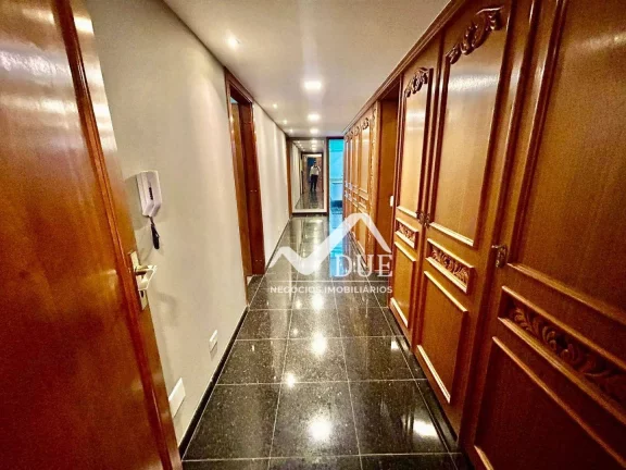 Imagem Apartamento com 4 dormitórios à venda, 304 m² por R$ 2.765.000,00 - Boqueirão - Santos/SP